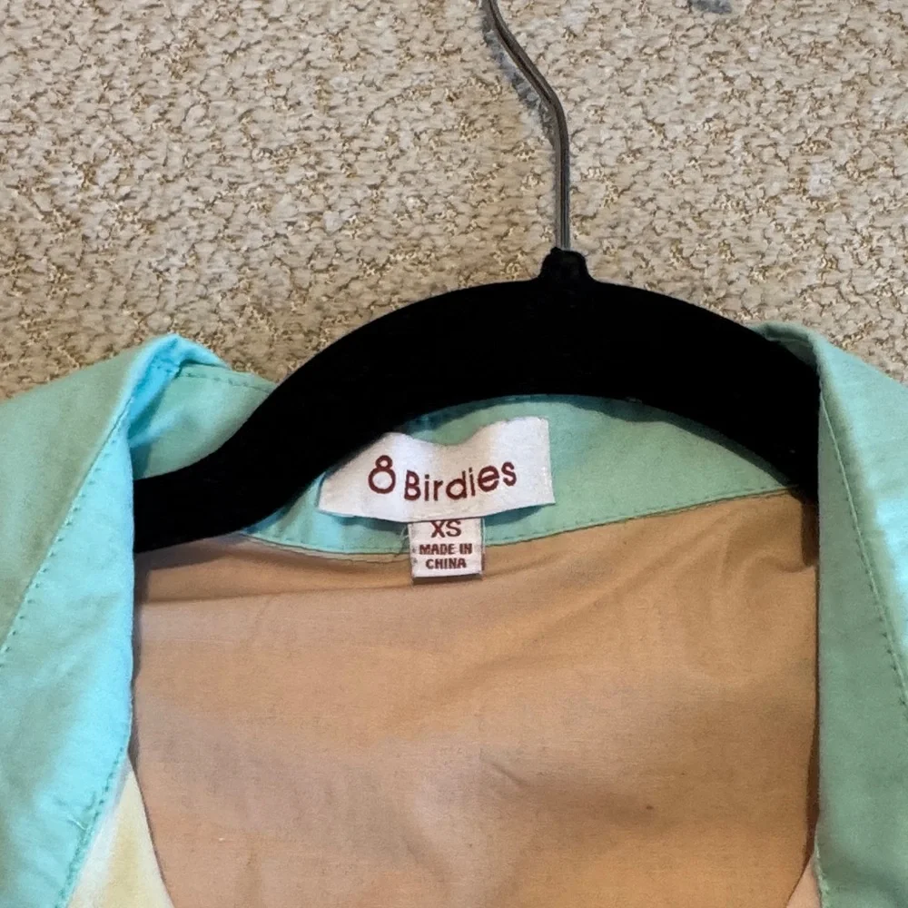 Birdies Mint and Peach Colorblock Button-Up Shirt - Picture 2 of 4